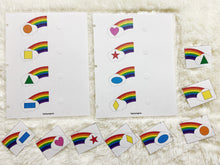 Load image into Gallery viewer, Colors and Shapes Matching Activity, Toddler Busy Book, Learning Binder, Quiet Book
